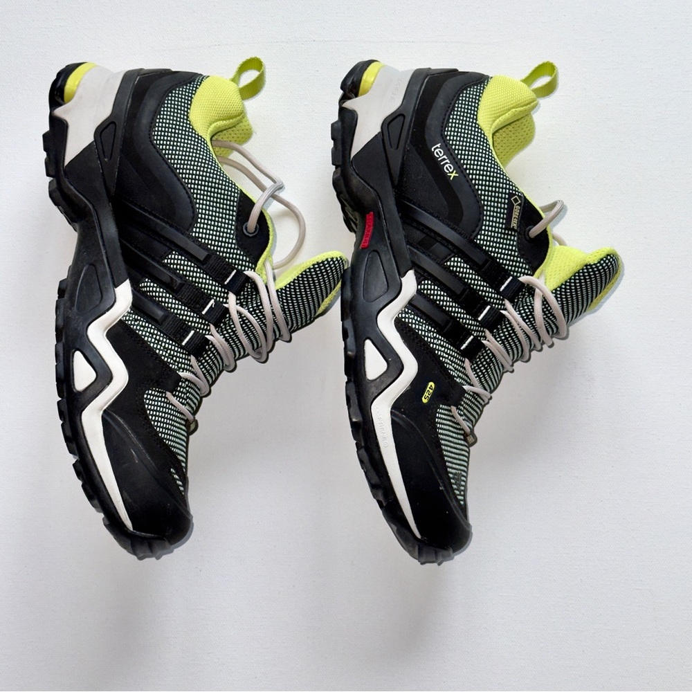 Adidas Terrex GTX Hiking Shoes  Women’s 8 - Picture 2 of 9
